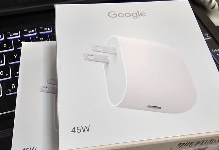 Google 45W USB-C 充電器