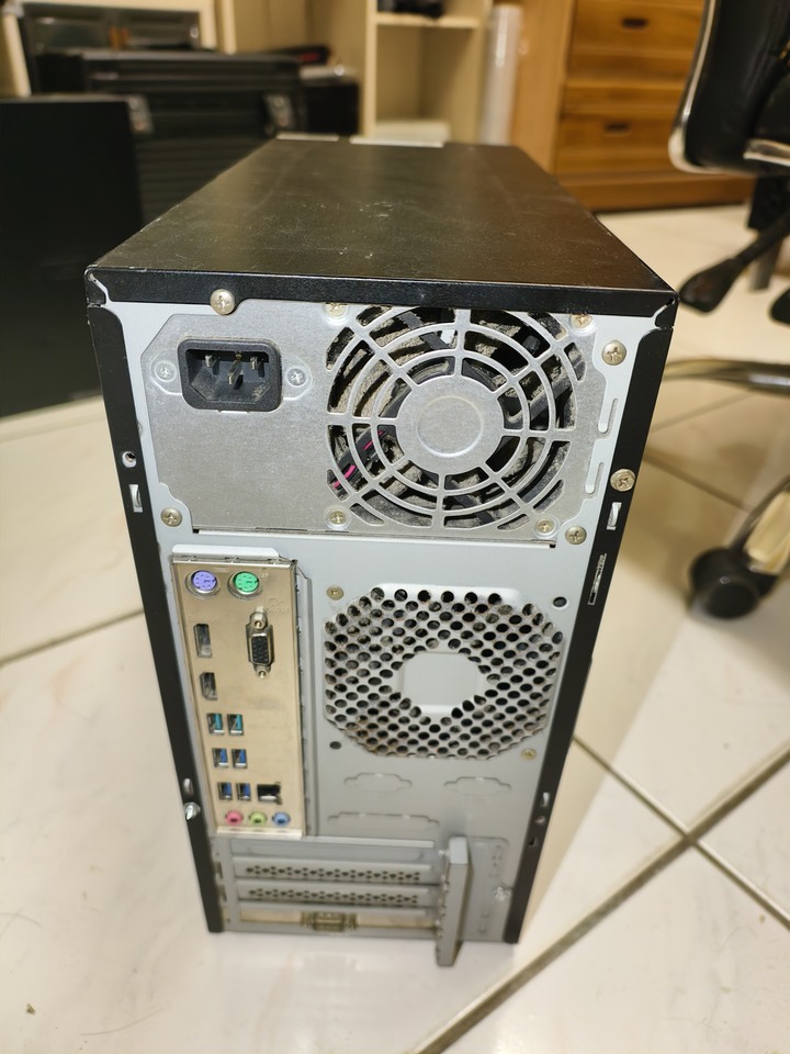 Asus主機G4600 8G SSD 120G HDD 500G