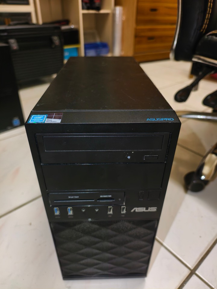 Asus主機G4600 8G SSD 120G HDD 500G