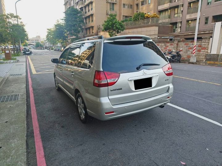 2005年 三菱 幸福力 6人座 有倒車顯影 優質代步車