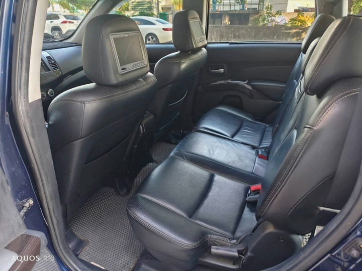 2011年三菱 OUTLANDER 2.4 頂級4輪傳動