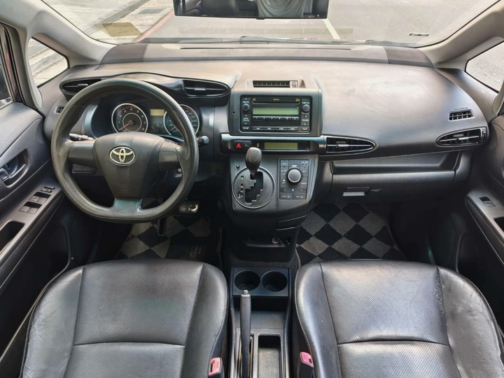 2012年 TOYOTA WISH 7人座 車況正常