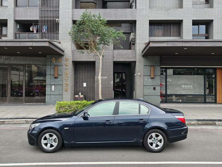 2010年式 BMW 520D 新款引擎 只跑13萬公里
