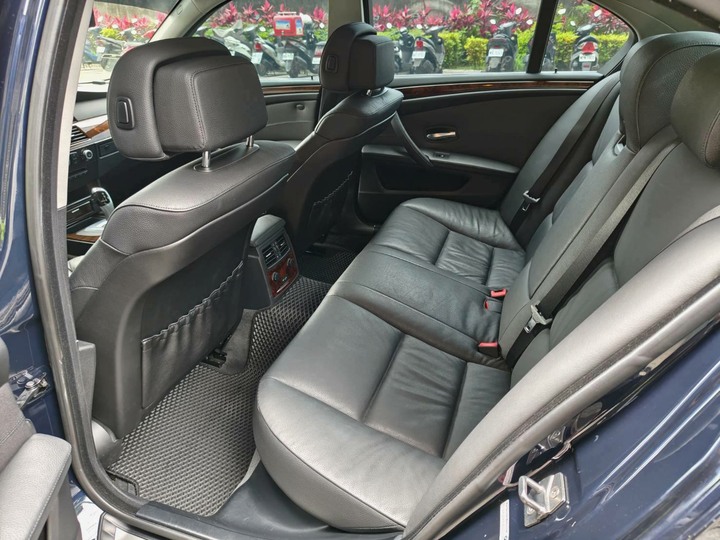 2010年式 BMW 520D 新款引擎 只跑13萬公里