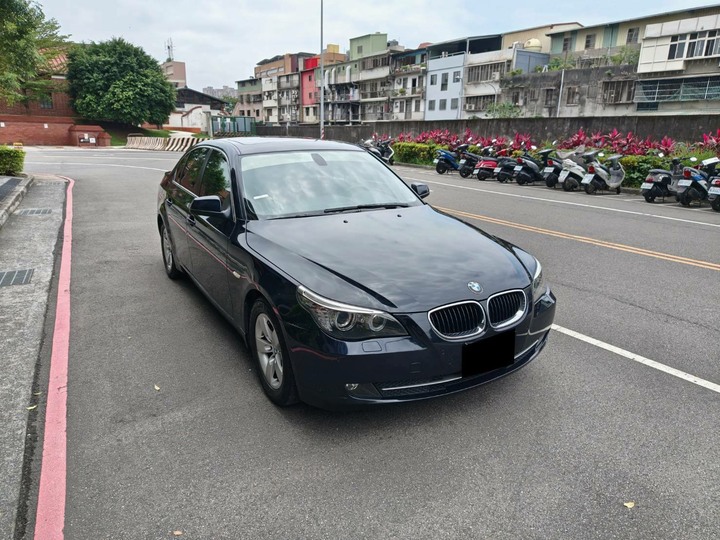 2010年式 BMW 520D 新款引擎 只跑13萬公里