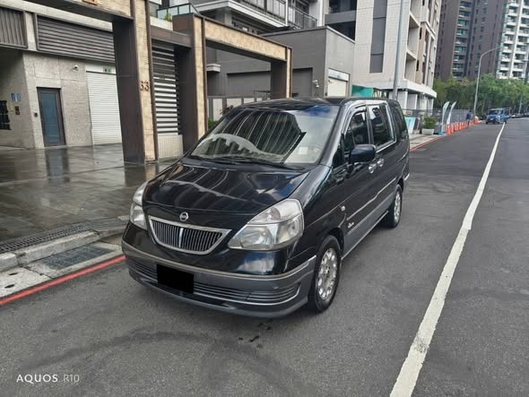 2003年 日產 QRV 2.0 7人座 里程跑15萬