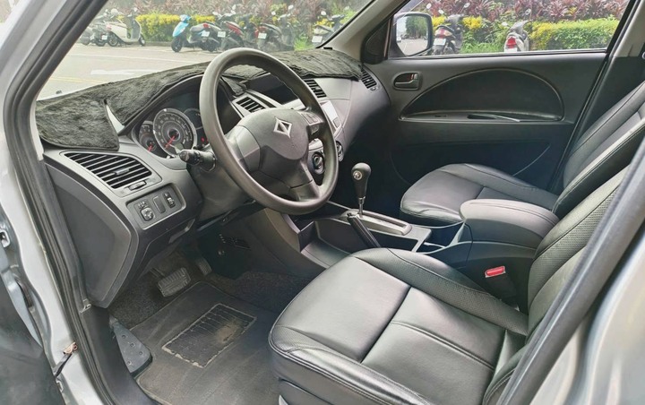 2019年 三菱 ZINGER 2.4 自排 定速 ABS ECO