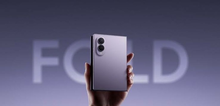 Samsung Galaxy Z Fold 8 256G 灰 全新2年保