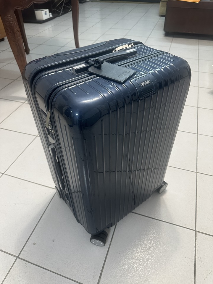 Rimowa 三層行李箱