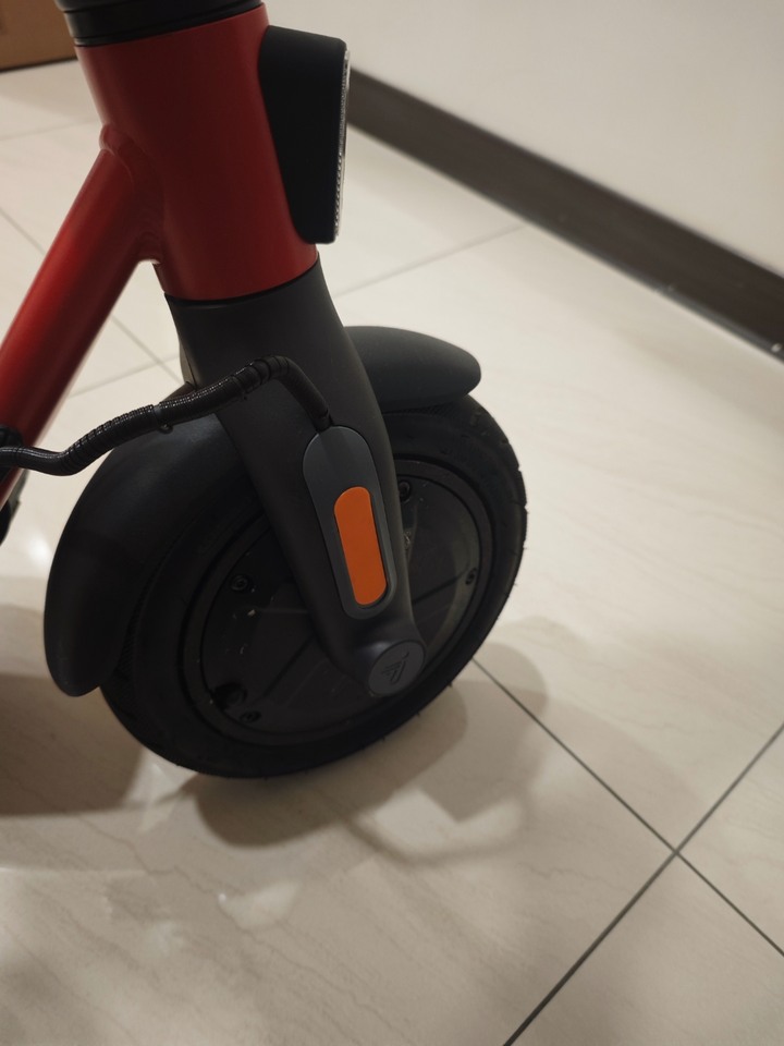 Segway-Ninebot D38U 電動滑板車