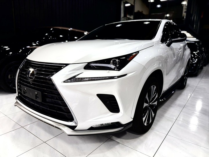 2021年 Lexus NX200 【菁英Plus ACC跟車】