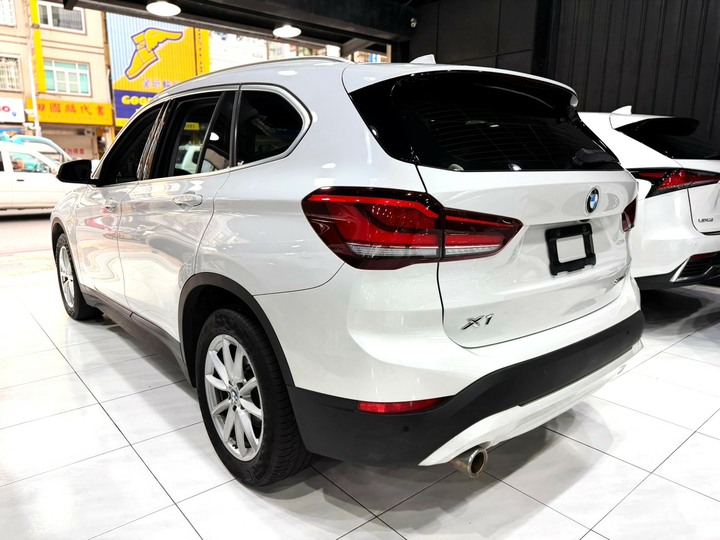 2019年 BMW X1-18i【總代理 F48 小改款】