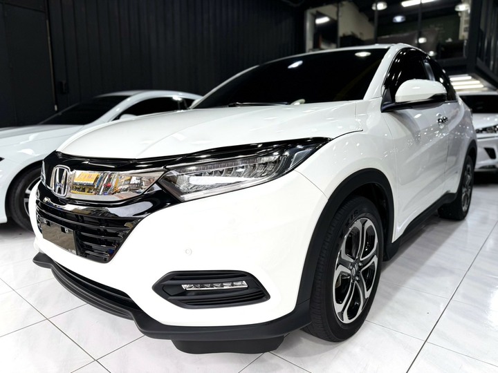 2020年 Honda HR-V【頂級S版 里程僅跑3萬】