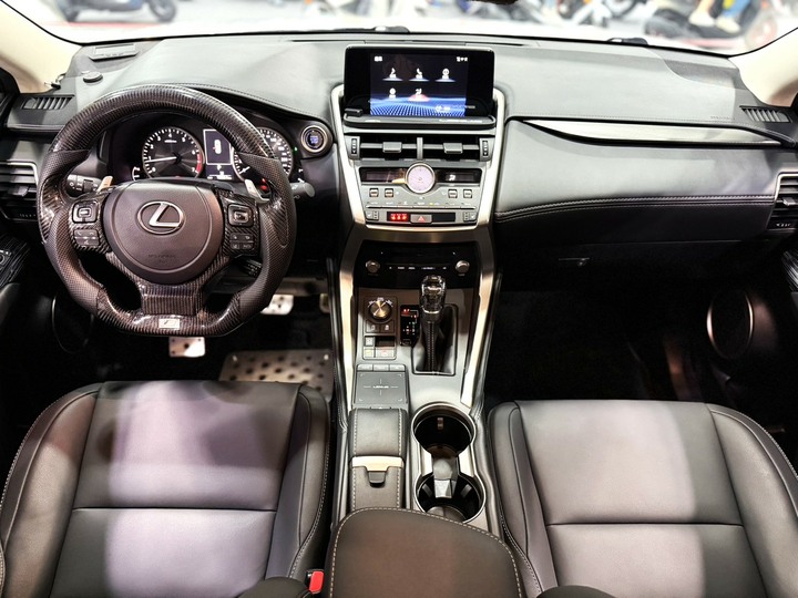 2021年 Lexus NX200 【菁英Plus ACC跟車】