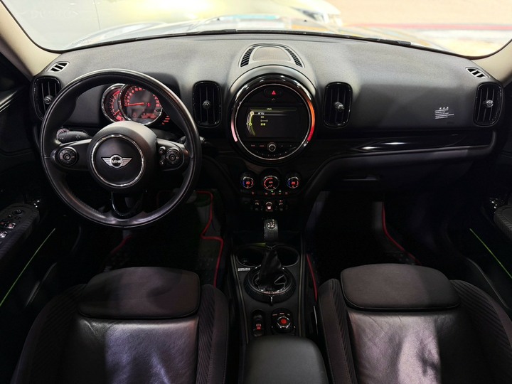 2017年 Mini Countryman【總代理 第二代 F60】