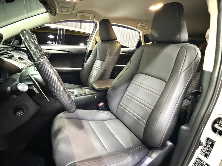 2021年 Lexus NX200 【菁英Plus ACC跟車】