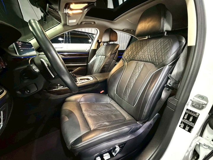 2021年 BMW 730i G11【總代理 小改款 層峰旗艦版】