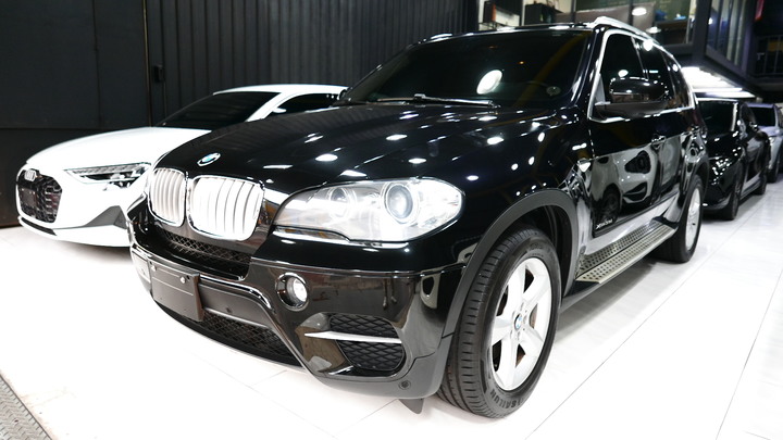 2013年 BMW X5 35i E70【總代理 僅跑9萬5千公里】