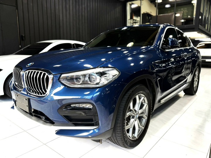 2019年 BMW X4-20i【總代理 G02 運動版】