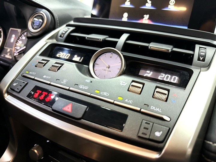 2021年 Lexus NX200 【菁英Plus ACC跟車】