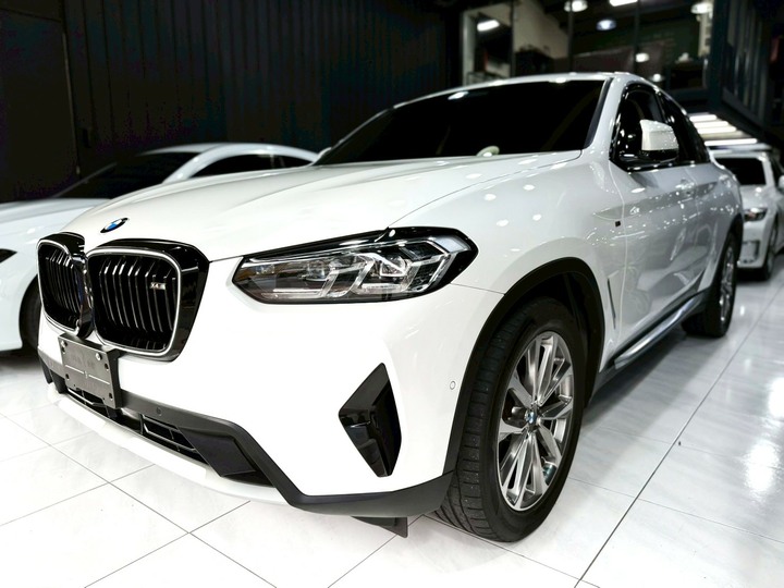 2022年 BMW X4 20i【總代理 G02 小改款 運動版】