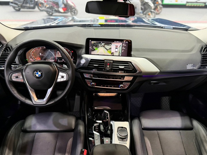 2019年 BMW X4-20i【總代理 G02 運動版】