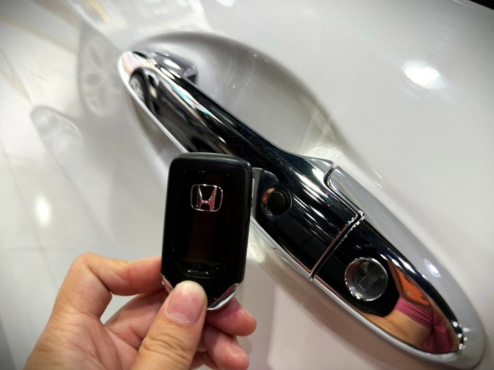 2020年 Honda HR-V【頂級S版 里程僅跑3萬】