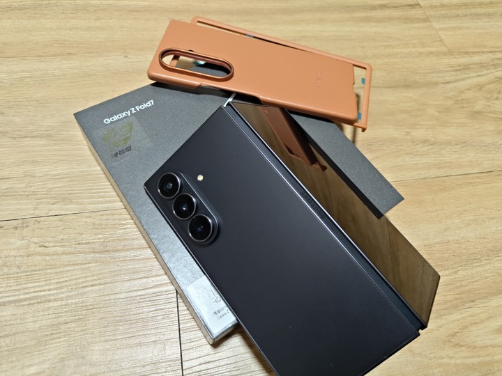台版 Z Fold 7 墨夜黑 512G
