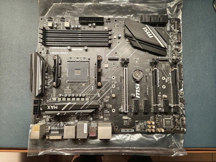 微星 MSI X470 GAMING PLUS MAX主機板