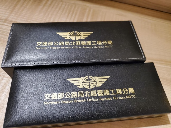 交通部/台灣高鐵/日本JR全套周邊 紀念訂製筆*2 環保不鏽鋼筷 水壺 筆記本便條貼