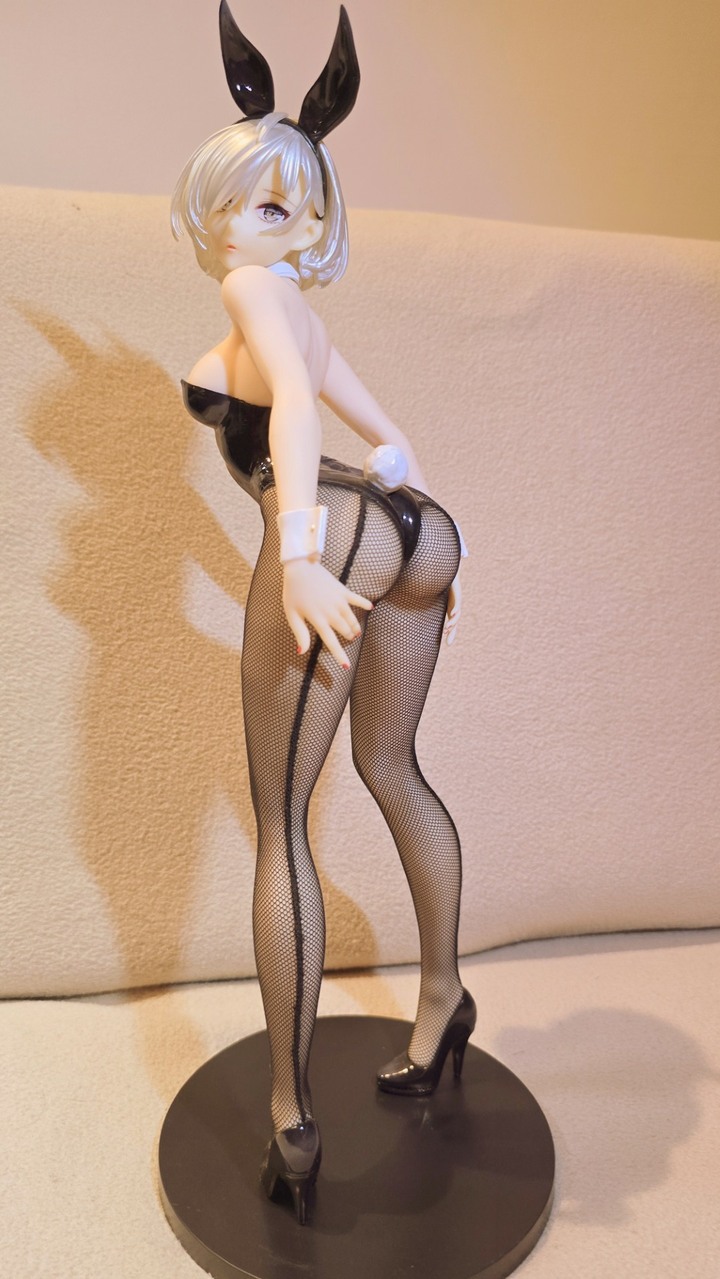 1/4 佐紹魁尋兔女郎公仔 (41CM)