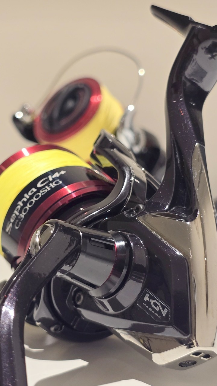 Shimano 17 Sephia CI4+ C3000SHG (03713)捲線器