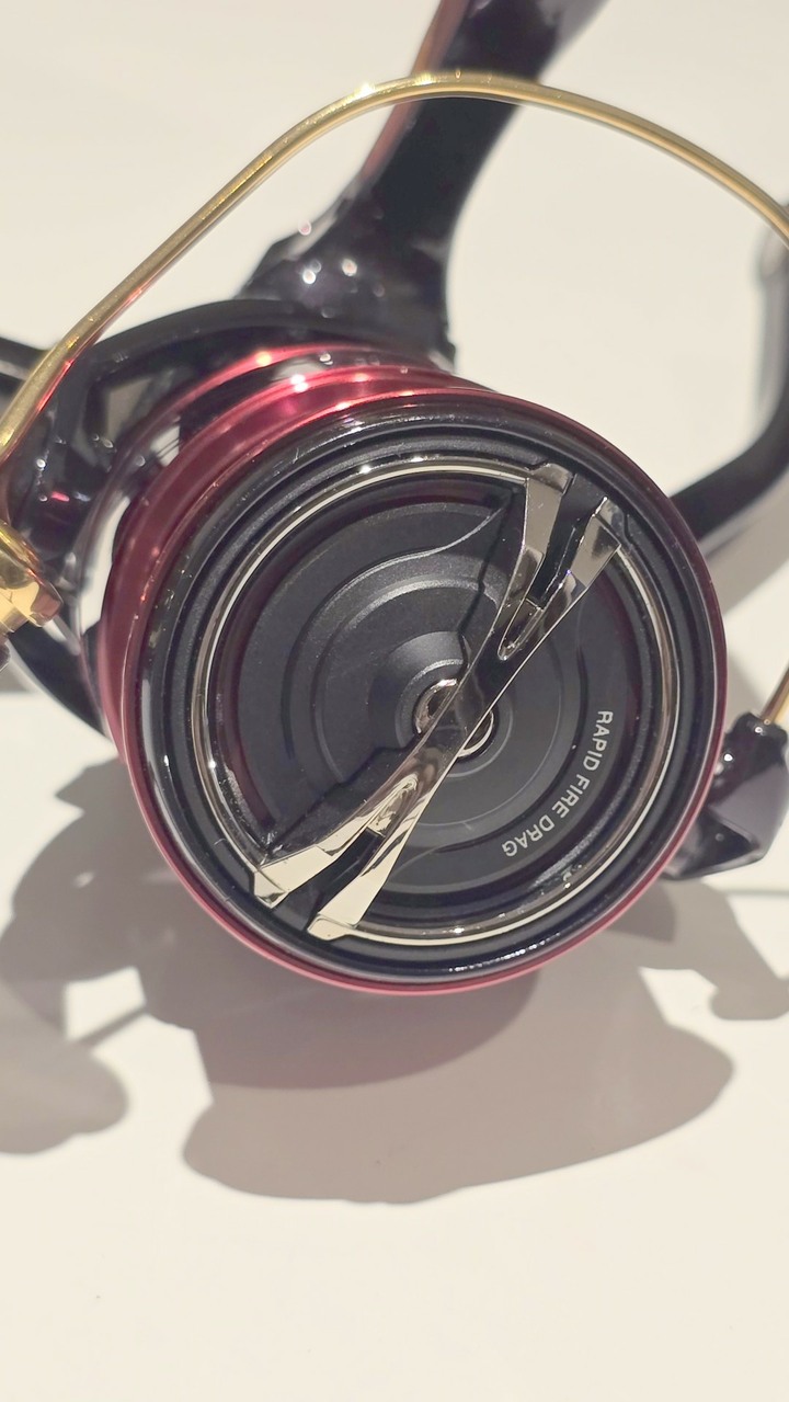Shimano Sephia CI4+ 捲線器