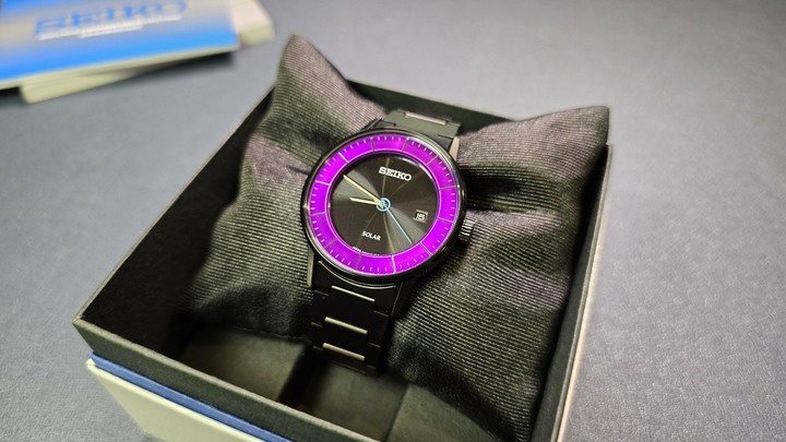 Seiko 太陽能手錶 (全新)
