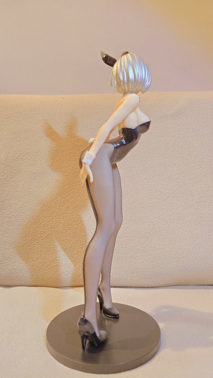 1/4 佐紹魁尋兔女郎公仔 (41CM)