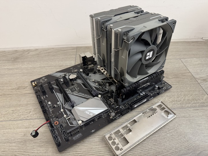 i7-8700K + Z370 + DDR4-3000 16GB(8GBx2) + PA120