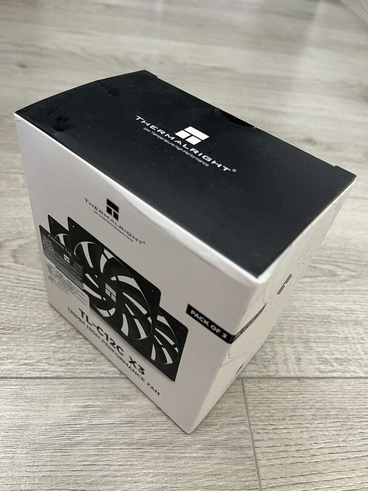 [新品] 利民 Thermalright TL-C12C X3 （最實惠的12公分風扇三件一組）