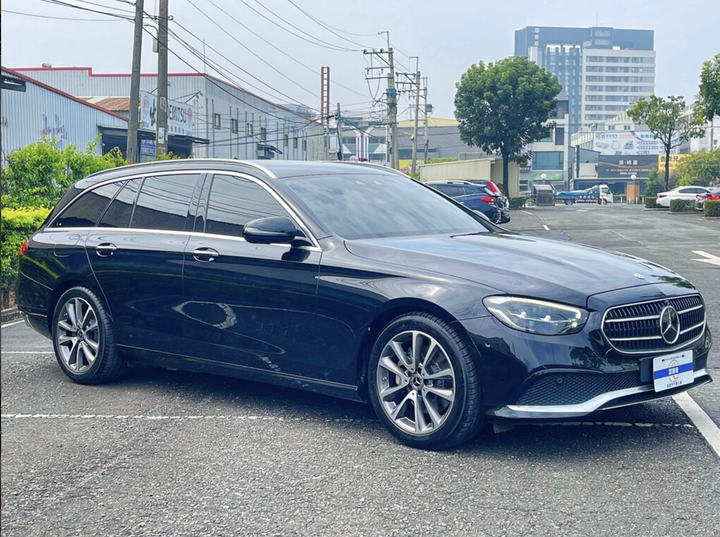 2021 M-Benz E200 Estate 總代理【 48V輕油電小改款/進口豪華旅行車 】