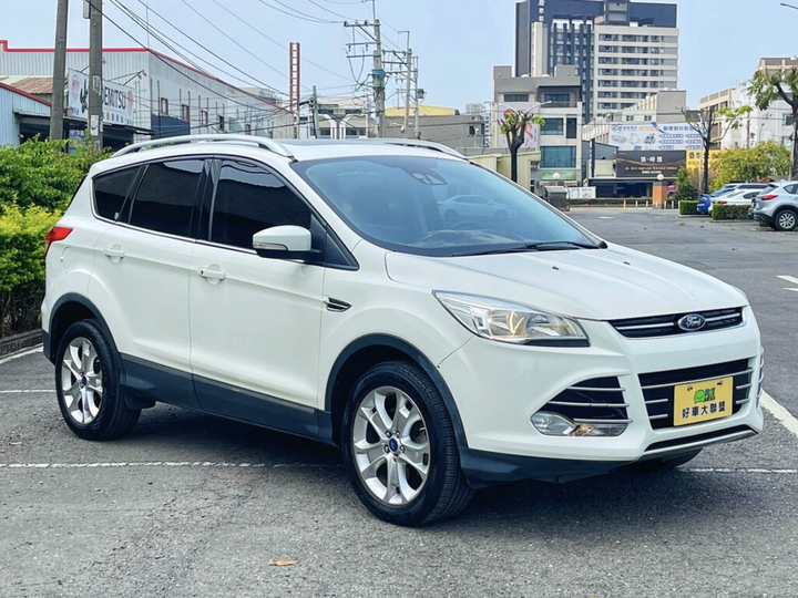 2015 Ford Kuga 2.0 柴油AWD【 四輪傳動休旅車/柴油有力省油又省稅 】