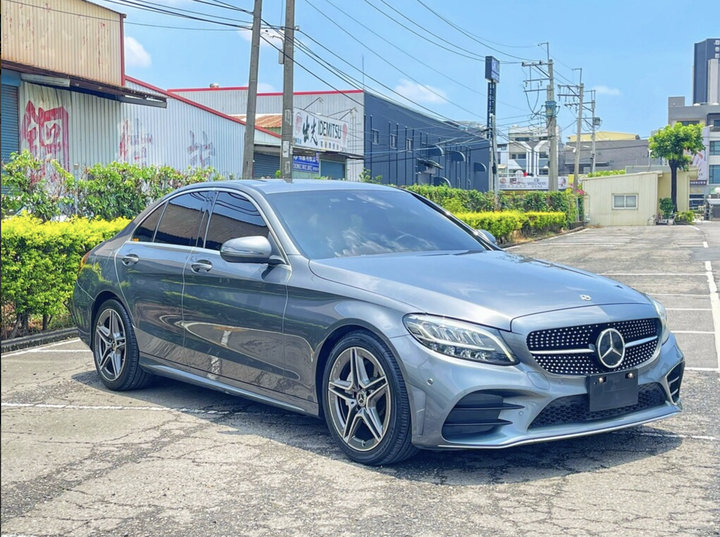 2019 M-Benz C200 1.5T輕油電 AMG【 小改款EQ Boost/23P智慧駕駛套件 】