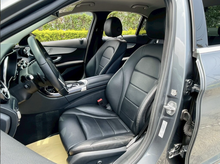 2019 M-Benz C200 1.5T輕油電 AMG【 小改款EQ Boost/23P智慧駕駛套件 】