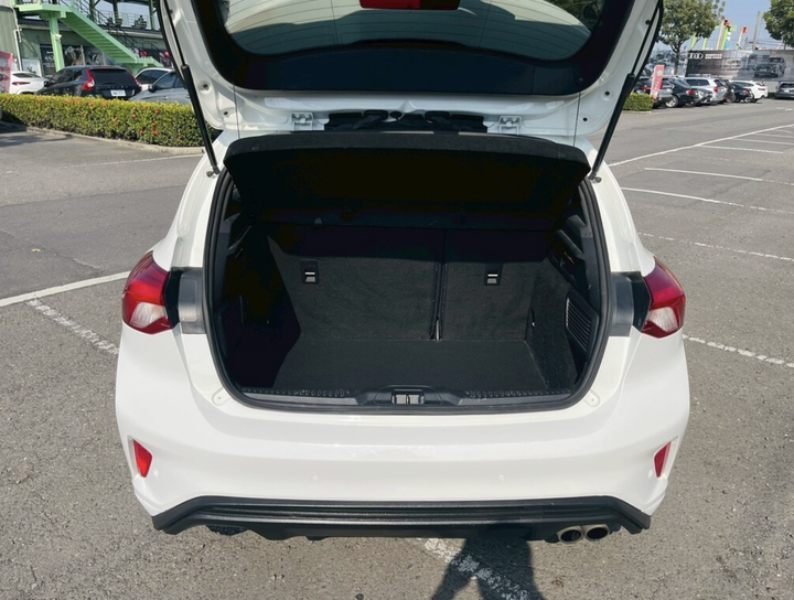 2019 Ford Focus 1.5t ST-line【 MK4五門掀背/熱門小鋼炮 】