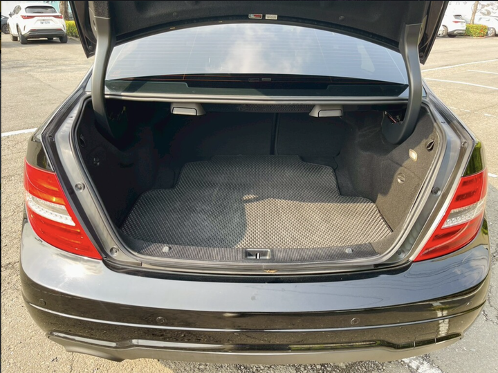 2013 M-Benz C250 AMG Sport Plus【 進口年輕車款/選配HK音響 】