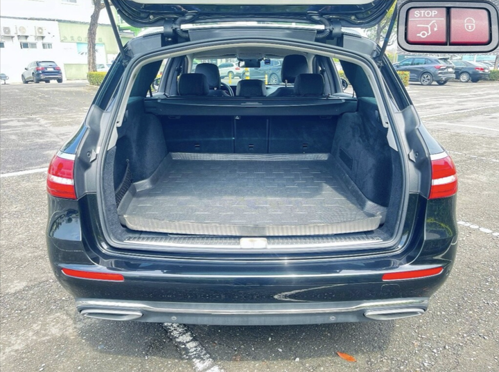 2021 M-Benz E200 Estate 總代理【 48V輕油電小改款/進口豪華旅行車 】
