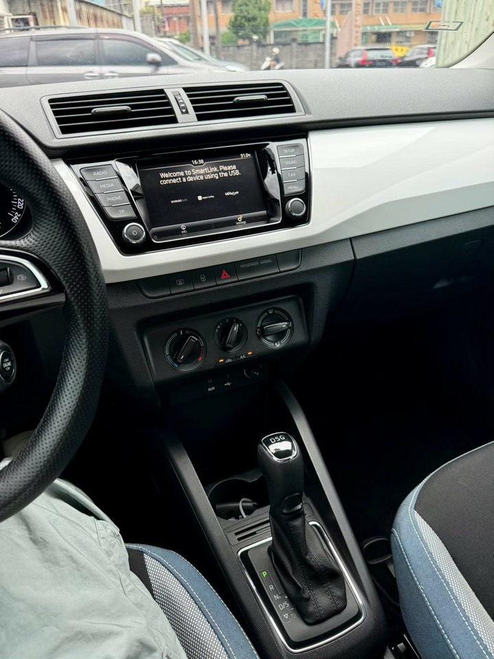 Fabia 1.0 Tsi style、認證車、有applecarplay、ikey、倒車顯影