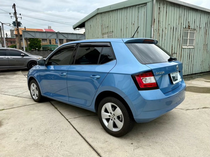 Fabia 1.0 Tsi style、認證車、有applecarplay、ikey、倒車顯影