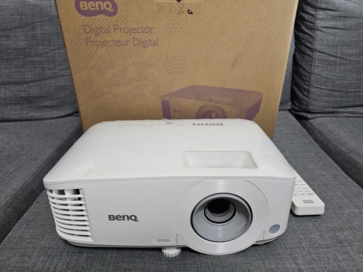 BenQ MS550投影機