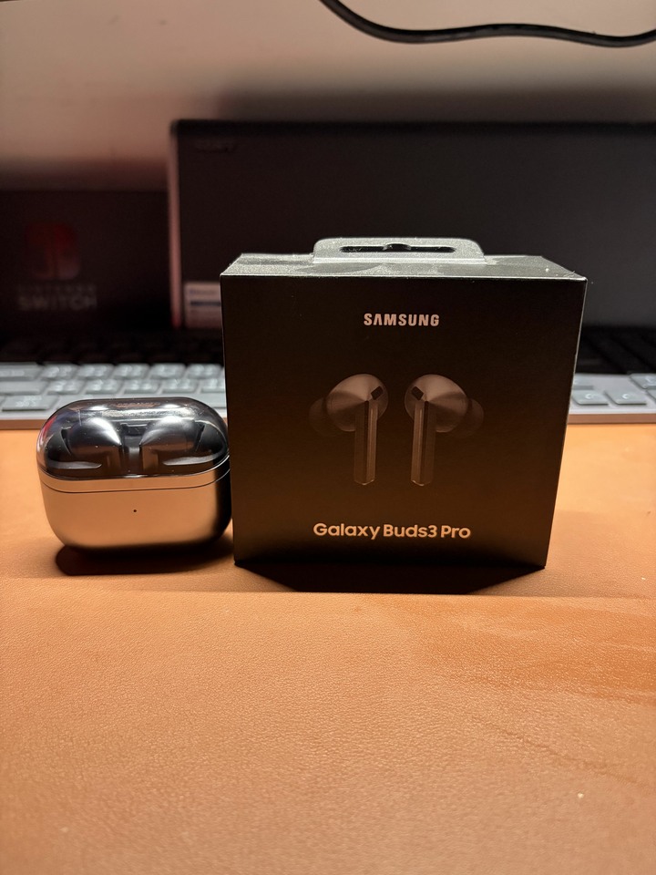 Samsung Galaxy Buds3 Pro 銀河灰 SM-R630NZWABRI 真無線藍芽耳機 二手 九成新