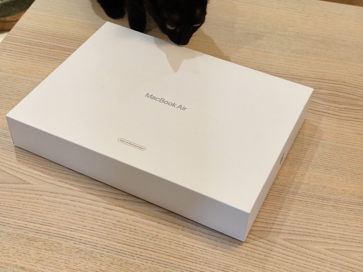 M2 Macbook Air 512G SSD 8G RAM