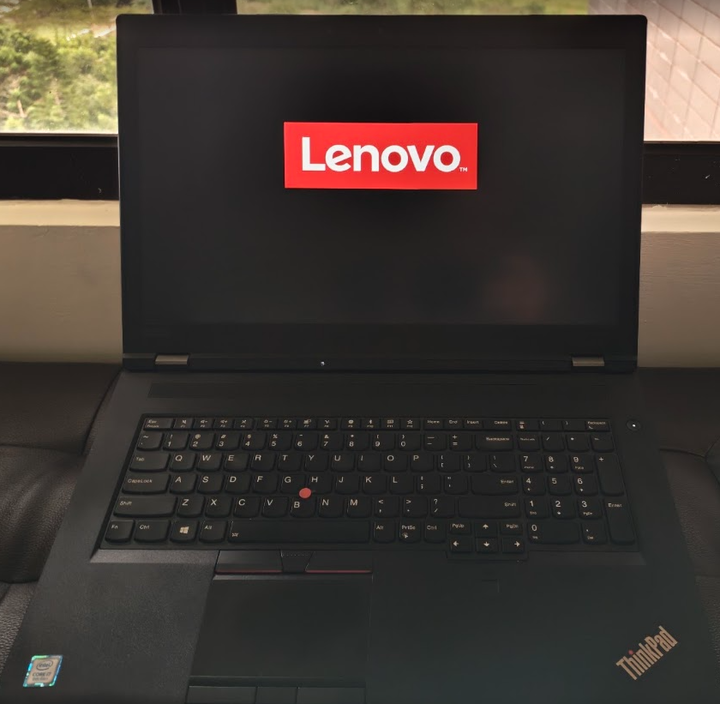 thinkpad P72 i7/64G/512G*2 繪圖工作站